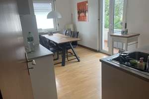 Helle 72qm Wohnung auf Zeit in Ffm-Eschersheim mit Balkon, Garten & Schwedenofen-  – 60433 Eschersheim, Frankfurt am Main – Vorschaubild 11