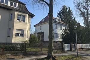 Ihr neues Zuhause im Grünen: 3-Zimmer-Wohnung mit Balkon in ruhiger Lage von Berlin-Lankwitz – Greulichstraße 42, 12277 Marienfelde, Berlin – Vorschaubild 4