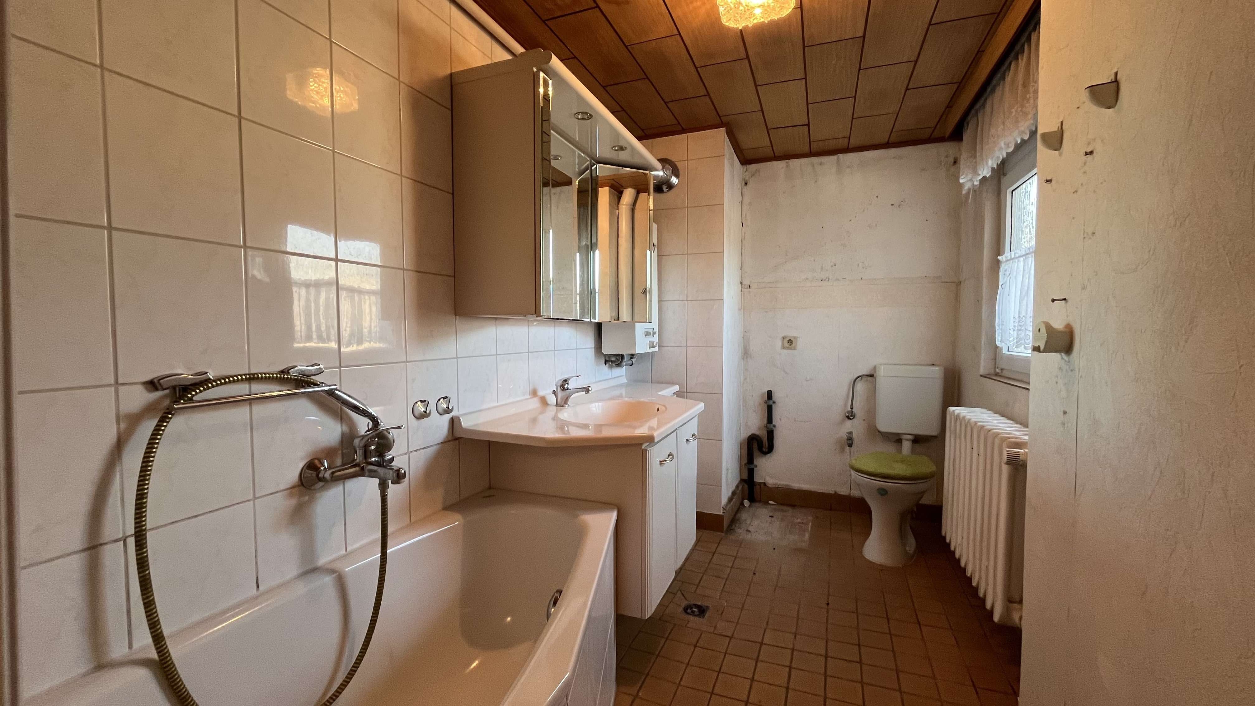 Immobilie in Hecklingen - Familienhaus mit Garten
 - Bild 0