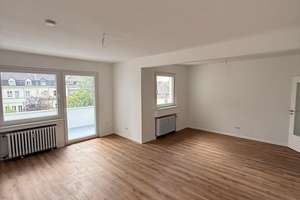 Erstbezug nach Sanierung | Helle 3-Zimmer-Wohnung mit Balkon und zusätzlichem Mansardenraum – Ruhrallee 26, 45138 Südostviertel, Essen – Vorschaubild 12