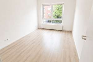 Frisch sanierte 3-Zimmer-Wohnung mit Balkon in Lübeck-St. Jürgen – Fahlenkampsweg 5, 23562 Sankt Jürgen, Lübeck – Vorschaubild 3