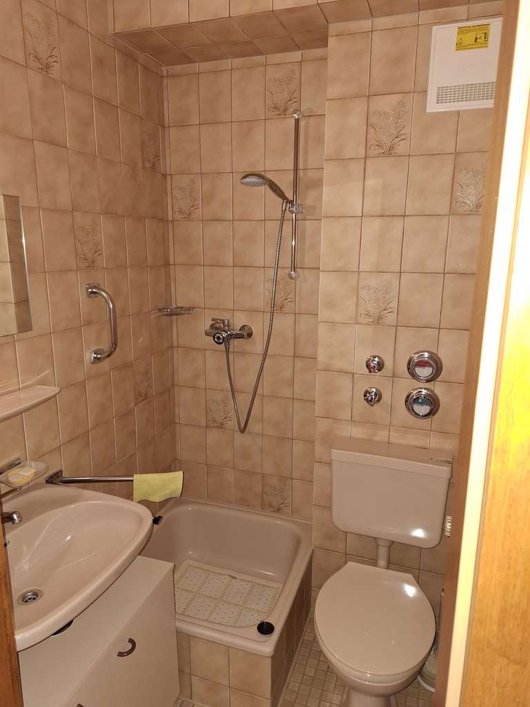 Immobilie in St. Märgen - Charmante 2-Zimmer-Wohnung mit toller Aussicht - Bild 4