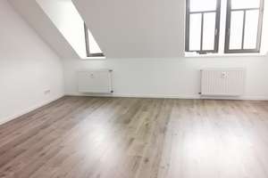 4 Raum- DG-Maisonette,  Fahrstuhl, kleine Galerie, hell und freundlich, Kü+Bad mit Fenster – Lohrstraße 12, 9113 Schloßchemnitz, Chemnitz – Vorschaubild 1