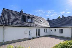 Energetisch saniertes Haus mit 2 sanierten Wohnungen