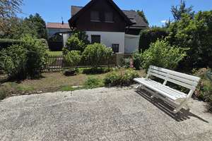 Sonnige DHH mit großem Garten, Terrasse & viel Platz in begehrter Wohnlage von München-Neuried