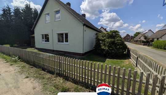 Bild von Einladendes Siedlungshaus mit 4 Schlafzimmern in Scheuen!(MA-1020-143)