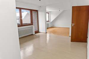 Gepflegtes Mehrfamilienhaus mit Schwimmbad
Inklusive Terasse, Balkonen und 2 Garagen in Bottrop – Die vollständige Adresse der Immobilie erhältst du vom Anbieter., 46242 Fuhlenbrock, Bottrop – Vorschaubild 37