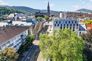 Urbanes Wohnen in bevorzugter Stadtlage ... 3-Zimmer-Wohnung plus Mansarde Nähe Siegesdenkmal !! – Habsburger Straße 121, 79104 Neuburg, Freiburg im Breisgau – Vorschaubild 3