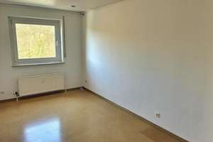 Über den Dächern von Siegen: Gepflegte und großzügige Eigentumswohnung mit Garage am Fischbacherberg – Die vollständige Adresse der Immobilie erhältst du vom Anbieter., 57072 Siegen, Siegen – Vorschaubild 12