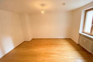 Frisch renovierte 2-Zimmer-Wohnung im begehrten Thelottviertel - nur 2 Minuten zum Hauptbahnhof – Rosenaustraße 31, 86150 Rosenau- und Thelottviertel, Augsburg – Vorschaubild 3