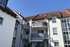Kompaktes 1-Zimmer Appartement in Neutraubling mit Blick ins Grüne: voll möbliert