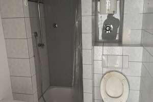Gepflegte 3-Zimmer-Wohnung im 1. OG mit EBK im Herzen Bielefelds – Die vollständige Adresse der Immobilie erhältst du vom Anbieter., 33602 Mitte, Bielefeld – Vorschaubild 9
