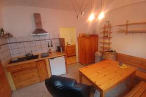 schönes komplett möbl. 2-Zimmer-Apartement in Pempelfort