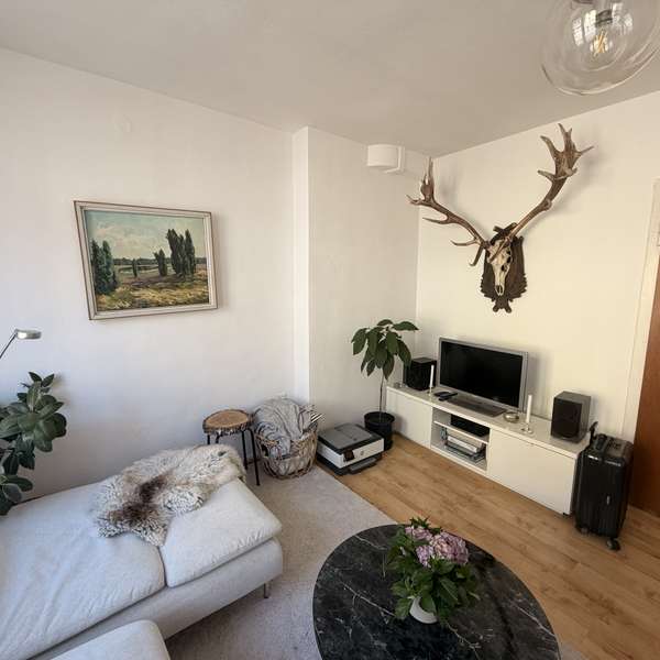 *** gepflegte 1-Zimmer-Wohnung - mit grüner Gemeinschaftsterrasse - in Aachen-Burtscheid ***
