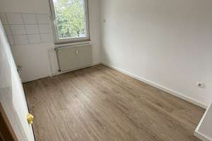City Dachgeschosswohnung 2-Zimmer,schön hell,frisch renoviert,Garage,ab sofort – Die vollständige Adresse der Immobilie erhältst du vom Anbieter., 58507 Lüdenscheid – Vorschaubild 2