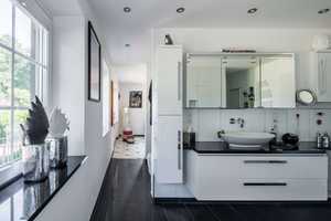 Wiefelstede: Stilvolles Ein-/Zweifamilienhaus unterm Reetdach mit parkähnlichem Anwesen, Obj. 6996 – Wiefelstede, Ammerland (Kreis), 26215 Ammerland (Kreis) – Vorschaubild 10