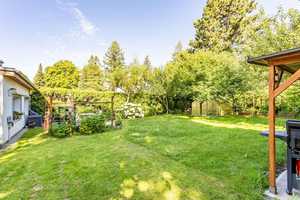 Wunderschönes Zweifamilienhaus mit traumhaftem Garten – Berlin – Vorschaubild 9