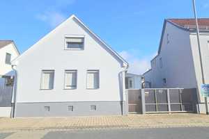 Perfekt für die Familie! Einfamilienhaus mit großem Garten - mitten in Schöneck/Büdesheim – Vilbeler Straße 00, 61137 Main-Kinzig-Kreis – Vorschaubild 2