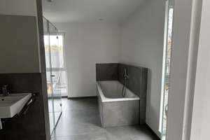 Geschmackvolle, neuwertige 3-Zimmer-Penthouse-Wohnung mit lux. Innenausstattung mit EBK in Erlangen – Die vollständige Adresse der Immobilie erhältst du vom Anbieter., 91054 Altstadt, Erlangen – Vorschaubild 8