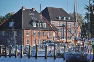 Große 7 Zimmer Wohnung im 2. OG mit Balkon in Kiel Wellingdorf – Schönberger Straße 3, 24148 Wellingdorf, Kiel – Vorschaubild 5