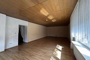 ***NENNDORF***EINFAMILIENHAUS MIT SEP. WOHNUNG UND GARAGEN ZU VERKAUFEN*** – Am Sportplatz 5 & 5a, 21224 Rosengarten – Vorschaubild 5
