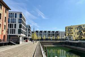 Exklusive 2-Zimmer-Wohnung mit Wasserblick, Balkon und Tiefgaragenstellplatz in Premiumlage am Mainz – Am Zollhafen 13, 55118 Neustadt, Mainz – Vorschaubild 2