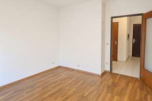 Stilvolle Erdgeschosswohnung mit 16 qm² großem Wintergarten als Kapitalanlage – Die vollständige Adresse der Immobilie erhältst du vom Anbieter., 21614 Buxtehude – Vorschaubild 3