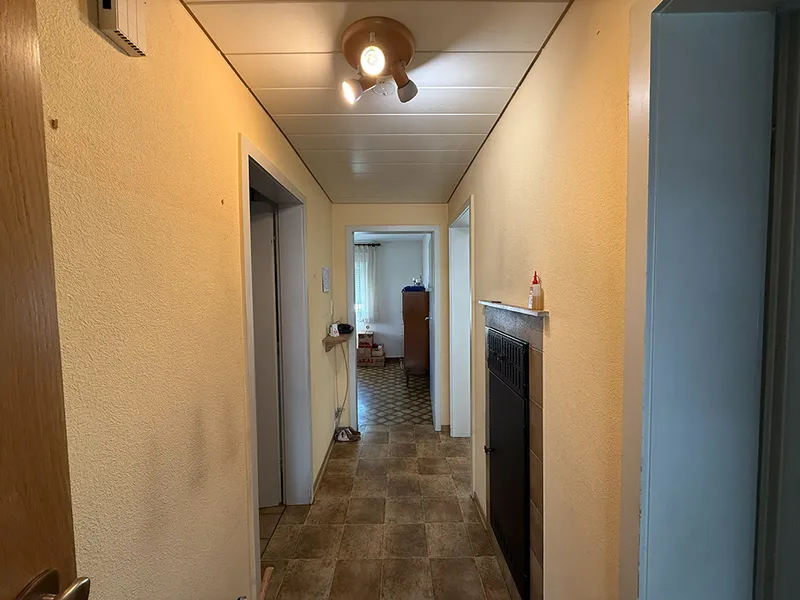 2-Family House – Asperg – PV-Anlage & 3 Garages - 2