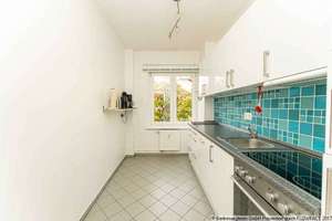 Bezugsfreie 3 Zimmer mit Balkon im schönen 30er-Jahre-Bau – Werner-Kube-Straße 7, 10407 Prenzlauer Berg, Berlin – Vorschaubild 13