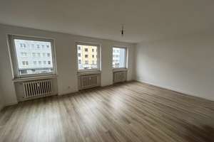 Helle 3-Zimmer Wohnung mit Balkon in Düsseldorf-Pempelfort – Kaiserstraße /, 40479 Pempelfort, Düsseldorf – Vorschaubild 3
