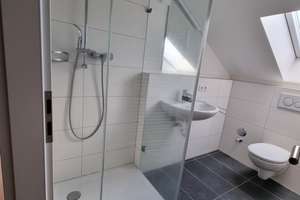 Charmante 1-Zimmer Wohnung im DG in Würzburg-Sanderau – Breslauer Straße 14, 97072 Sanderau, Würzburg – Vorschaubild 8