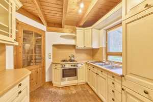 Property thumbnail 16