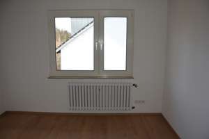 Zuhause mit vier Zimmern in Bonn – Die vollständige Adresse der Immobilie erhältst du vom Anbieter., 53177 Schweinheim, Bonn – Vorschaubild 2