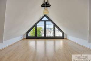 Helle Maisonette-Wohnung mit Kamin und Aufzug in Benrath – Die vollständige Adresse der Immobilie erhältst du vom Anbieter., 40597 Benrath, Düsseldorf – Vorschaubild 8