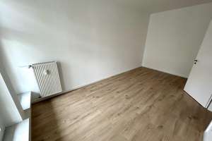 Großzügige Altbauwohnung in der Hegelstraße !  – Hegelstraße 26, 39104 Altstadt, Magdeburg – Vorschaubild 4