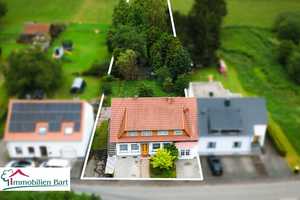 IDEAL FÜR TIERFREUNDE: 219 M² WOHNHAUS AUF 26 AR! – Merzig-Wadern (Kreis) – Vorschaubild 1