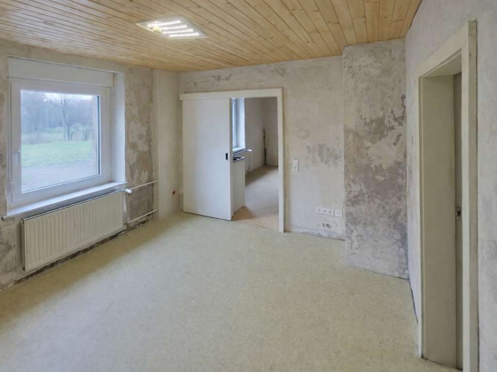 Immobilie in Rieschweiler-Mühlbach - Doppelhaushälfte mit vielseitigem Gestaltungspotenzial - Bild 2