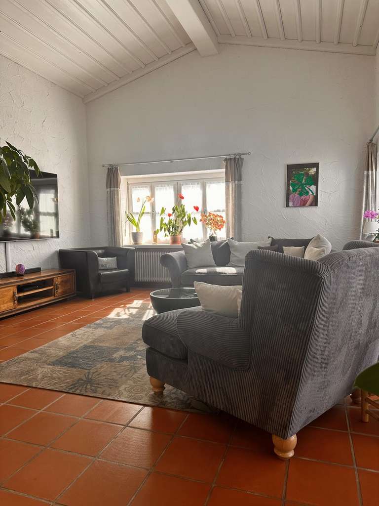 Immobilie in Nandlstadt - Individuelles Einfamilienhaus mit Pool in Nandlstadt - Provisionsfrei - - Bild 3