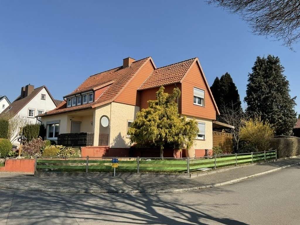 Immobilie in Einbeck - Einfamilienhaus direkt in Einbeck - Bild 1