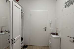 Möblierte 1,5-Zimmer-Wohnung in Mainz Neustadt – Rheinnähe, 3 m Deckenhöhe & Aufzug – Rheinallee 53, 55118 Neustadt, Mainz – Vorschaubild 4