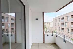 Perfekt für Paare: Moderne 2-Zimmer-Wohnung mit LOGGIA, EBK u.v.m. in Hannover – Cecile-Huk-Ring 3, 30453 Limmer, Hannover – Vorschaubild 3