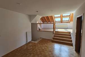 4-Zimmer-Galeriewohnung in Würzburg mit Dachloggia, toller Aussicht auf die Festung und Steinburg! – Gertraud-Rostosky-Strasse 37, 97082 Steinbachtal, Würzburg – Vorschaubild 7