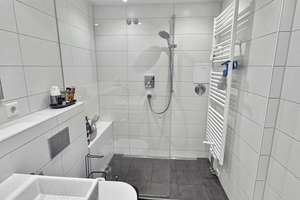 Stilvolle Maisonette-Wohnung in Stuttgart-Möhringen – Die vollständige Adresse der Immobilie erhältst du vom Anbieter., 70567 Möhringen-Nord, Stuttgart – Vorschaubild 13