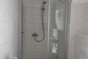 Ruhige Erdgeschosswohnung mit Terrasse und Aufzug! – Junoweg 7, 39118 Reform, Magdeburg – Vorschaubild 6