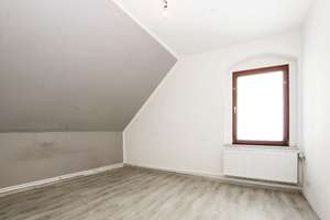 Großzügige 4-Zimmer-Wohnung mit eigenem Garten im Östlichen Ringgebiet! – 38102 Östliches Ringgebiet, Braunschweig – Vorschaubild 6
