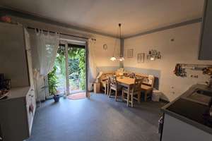 ... beziehbares Anwesen mit rd. 180m² Wfl. nach WEG in zentraler aber ruhiger Lage ... – Die vollständige Adresse der Immobilie erhältst du vom Anbieter., 84539 Ampfing – Vorschaubild 4