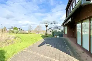 Ansprechendes Einfamilienhaus mit schönem Panoramausblick in guter Wohnlage – Schaumburg (Kreis) – Vorschaubild 2
