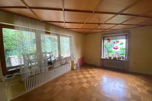 Wohnen wie in den Bergen - Schönes Haus mit Blick und großem Garten in Saal an der Donau – Die vollständige Adresse der Immobilie erhältst du vom Anbieter., 93342 Saal an der Donau – Vorschaubild 10