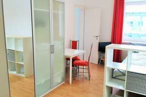 Möbl. Apartment, zentral, ruhig, WLAN /  furnished, central, quiet – Schmellerstr.. Nahe U3+U6 0, 80337 Am Schlachthof, München – Vorschaubild 4