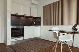 Helle, vollmöblierte 1-Zimmer-Wohnung mit exklusiver Terrasse & Garten in Köln-Neustadt-Süd – Pfälzer Strasse 1H, 50677 Neustadt/Süd, Köln – Vorschaubild 2